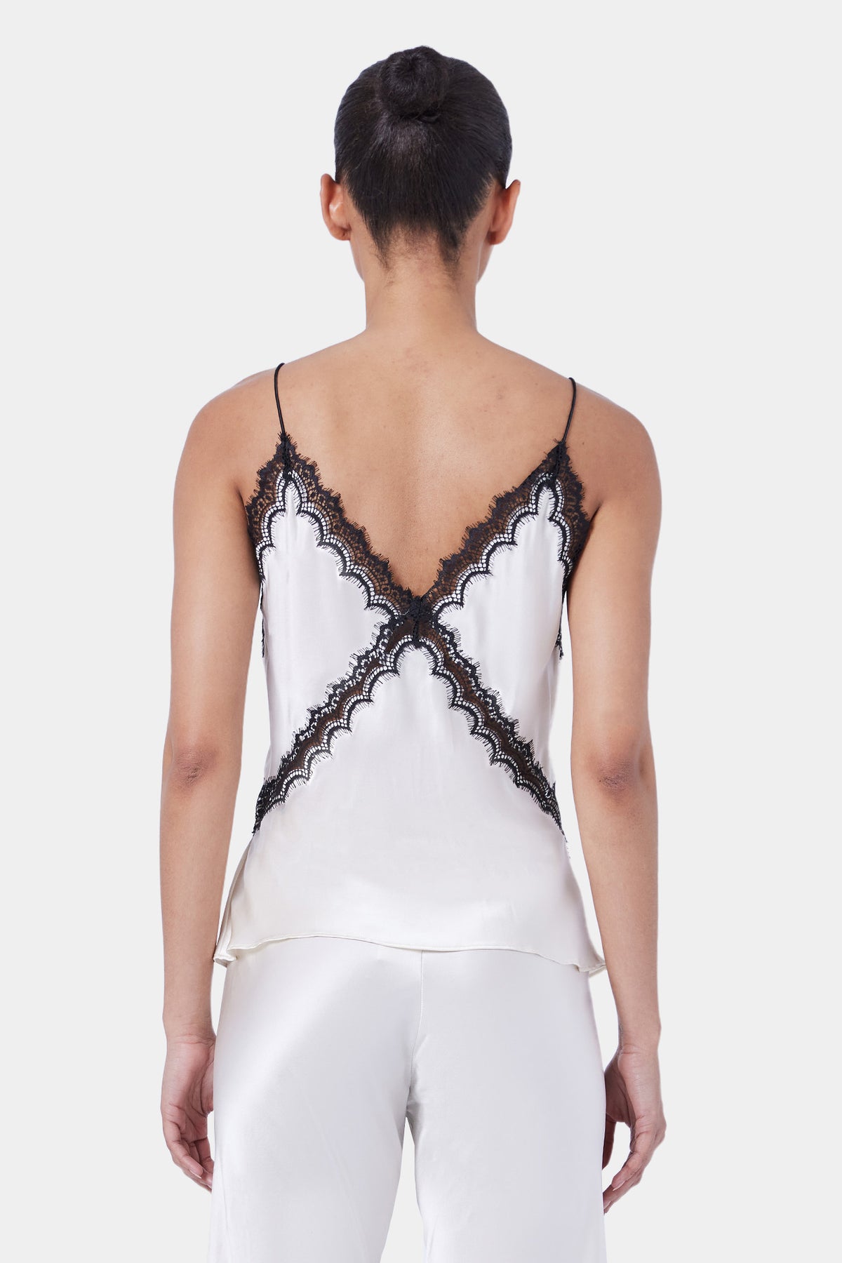The Sadie Top By GINIA In White-Black