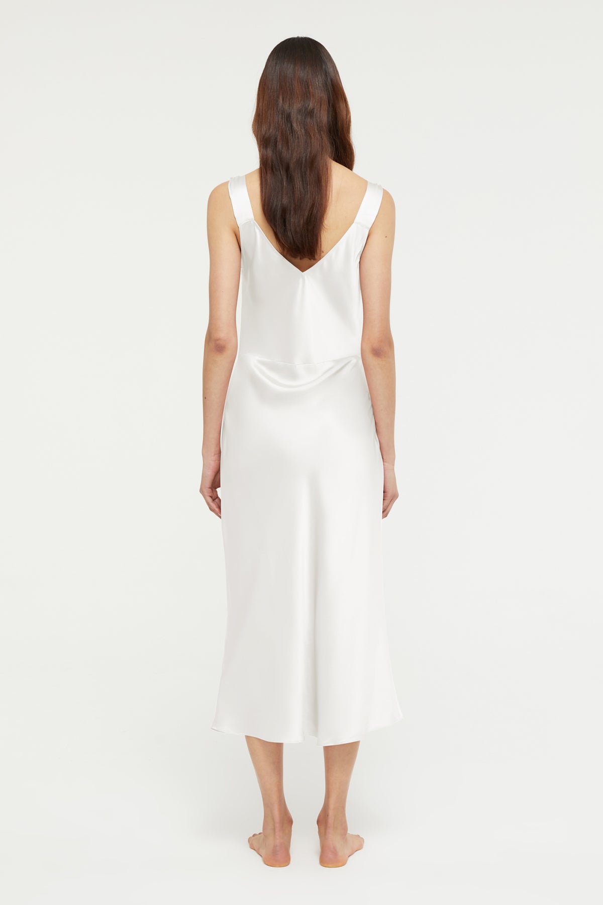 Day To Night Slip - Creme in 100% Silk | Ginia RTW