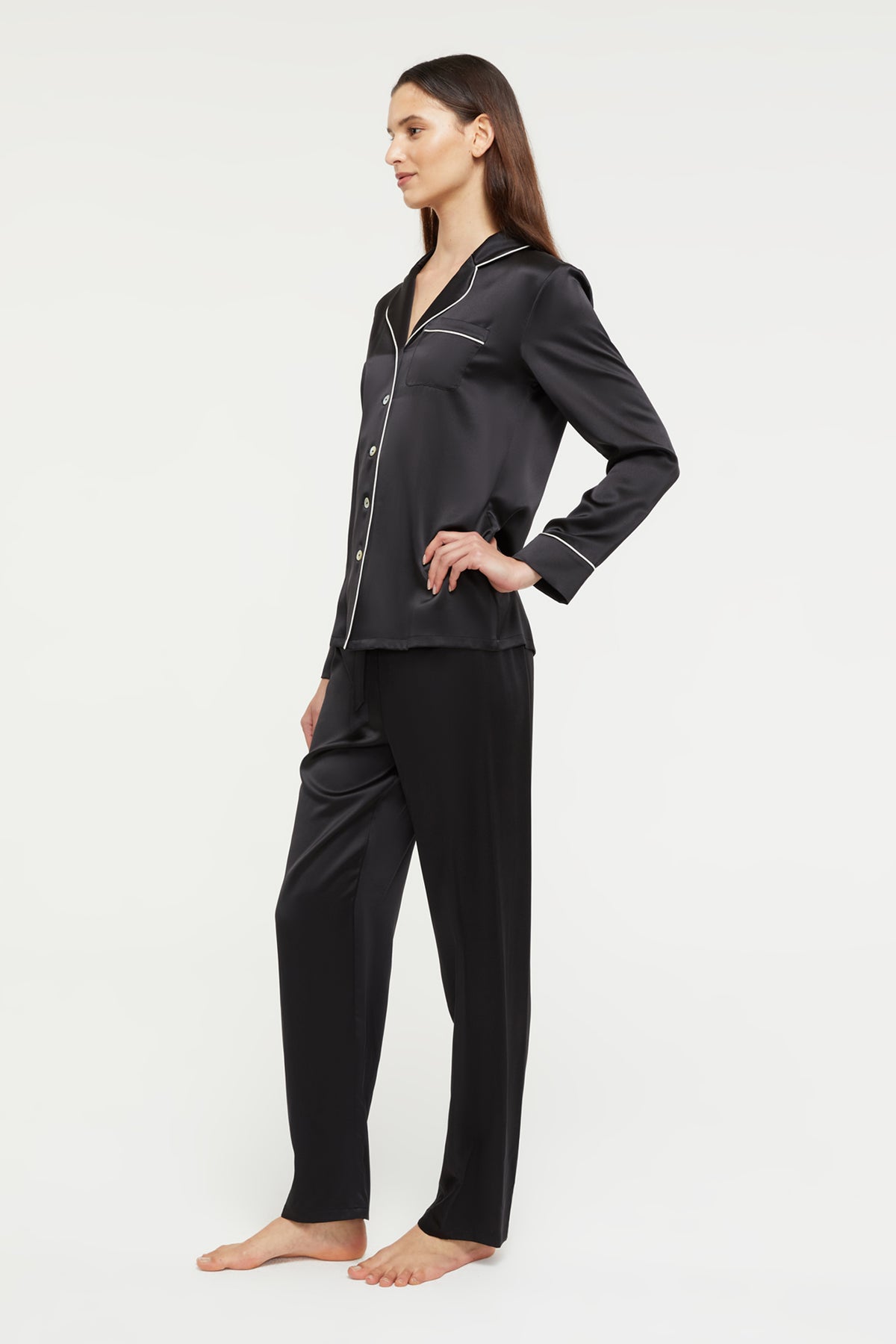 GINIA Fine Finishes Pyjama in Black/Creme Piping - 100% 19mm Silk Grade 6A